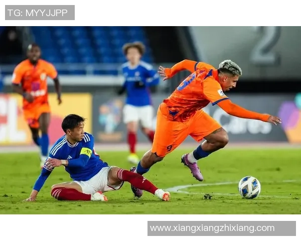 足球赛场上猝死球星的悲剧：揭示心脏疾病对运动员生命的威胁与防范